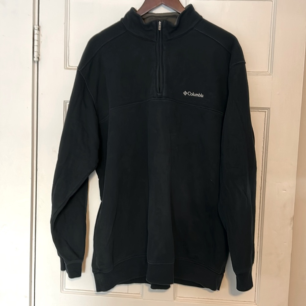 Columbia men’s half zip sweatshirt, size, XL, dark blue